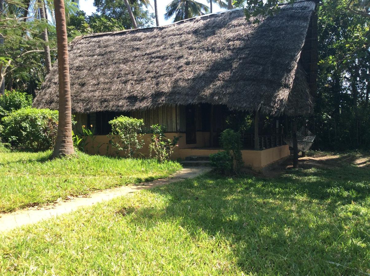 Peponi Beach Resort Pangani Quarto foto